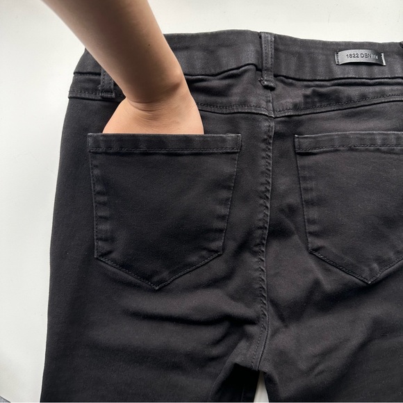 NWOT 1822 Denim Better Butter Black Straight Leg Jeans - Picture 7 of 11